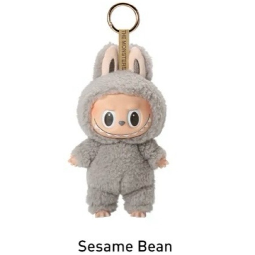 NIB confirmed “Sesame Bean” Exciting Macaron Labubu bag charm